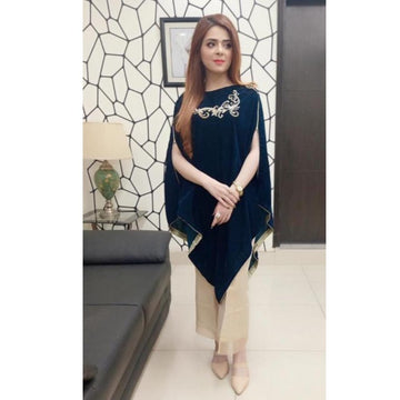 Pari Velvet cape