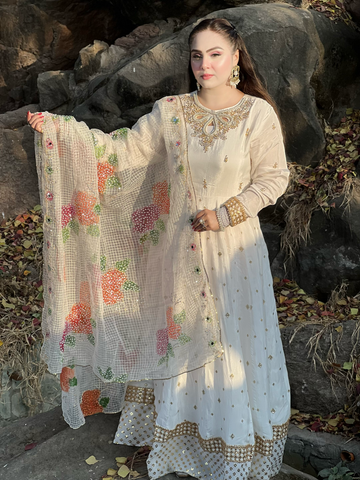 Momina Rose Maxi
