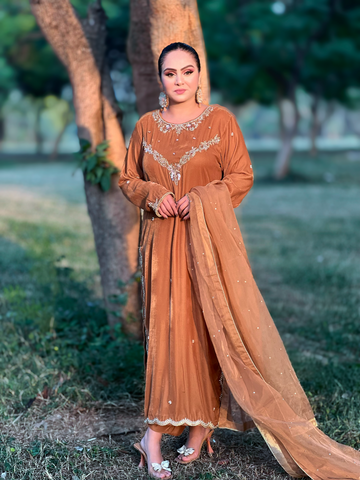 Aurina Velvet