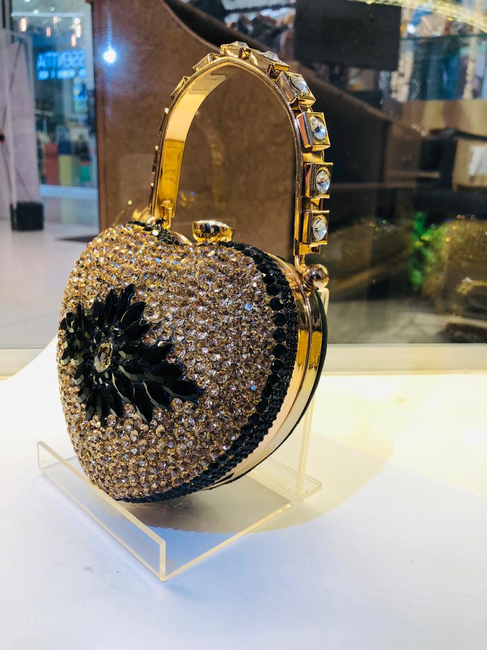 Noor-e-Pearl