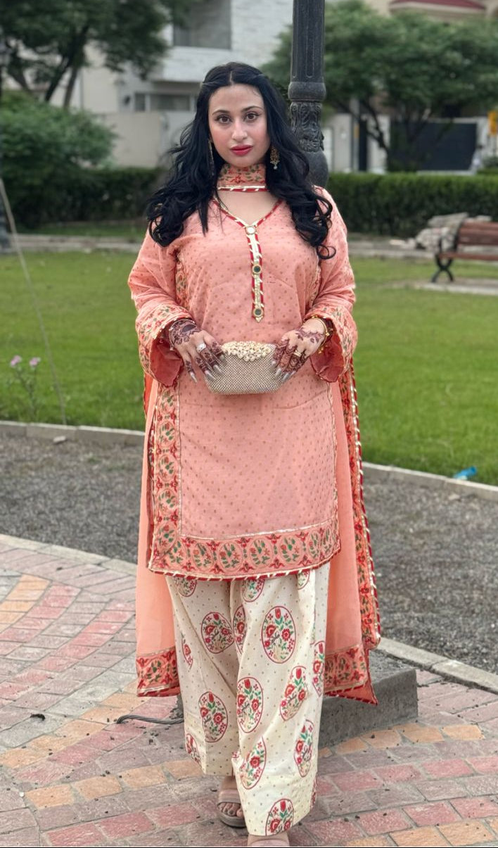 NURÉEN Farshi Shalwar Set